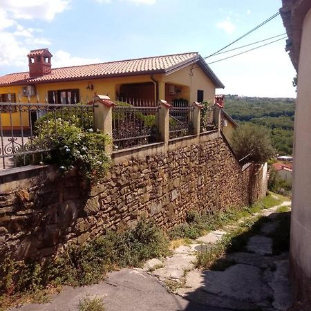 Apartmán V Klancu Dekani Exteriér fotografie